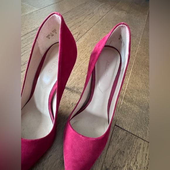 Aldo Magenta Suede Pumps - Size 6 - Picture 2 of 3
